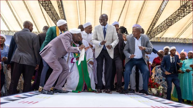 President William Ruto with members of the Akorino church at State House Nairobi.